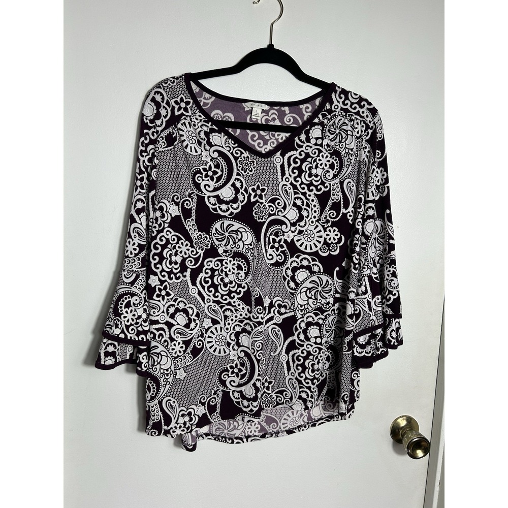 Cato Est. 1946 Purple Paisley Blouse Large 3/4 Bell Sleeve V-Neck Boho Tunic